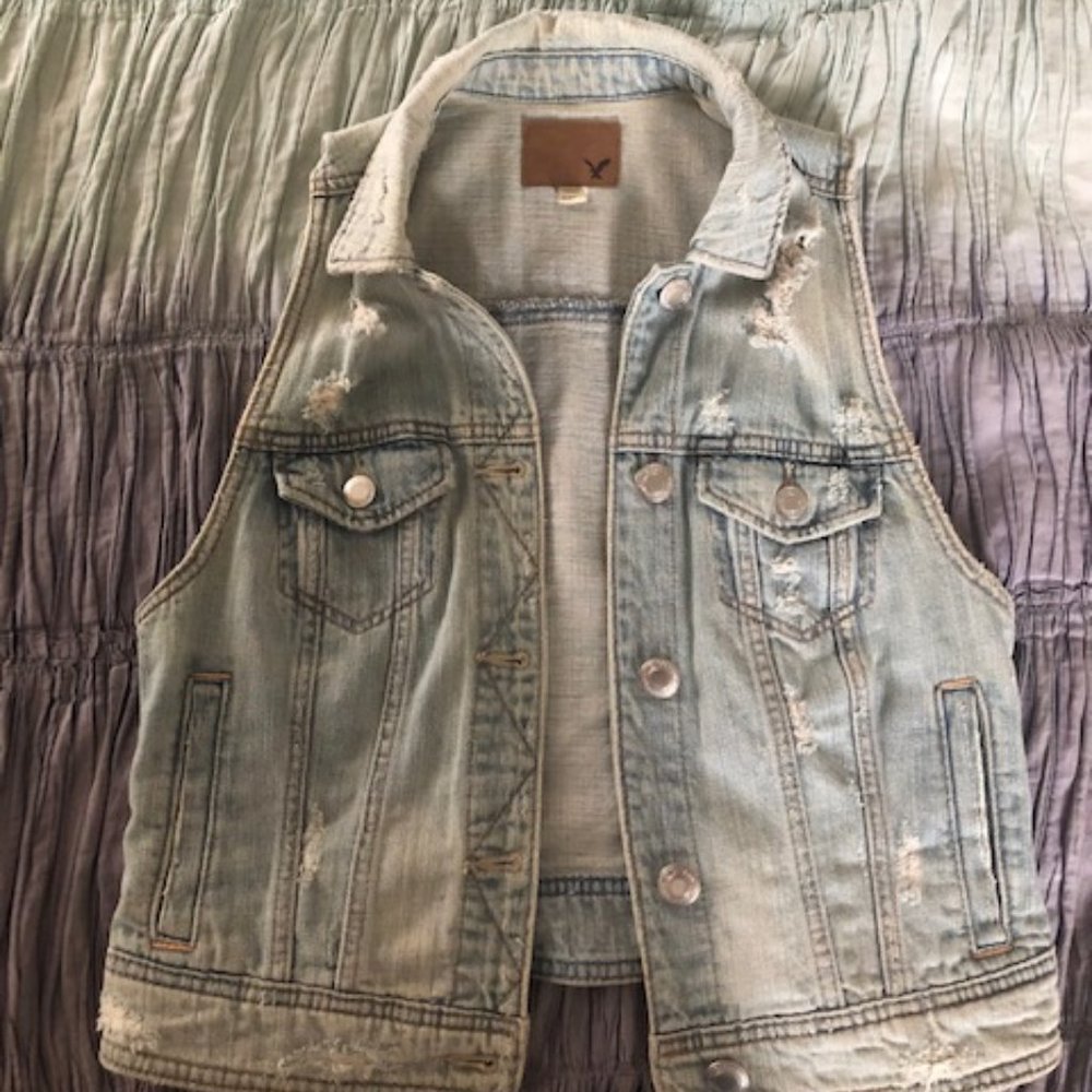 American Eagle Denim Vest